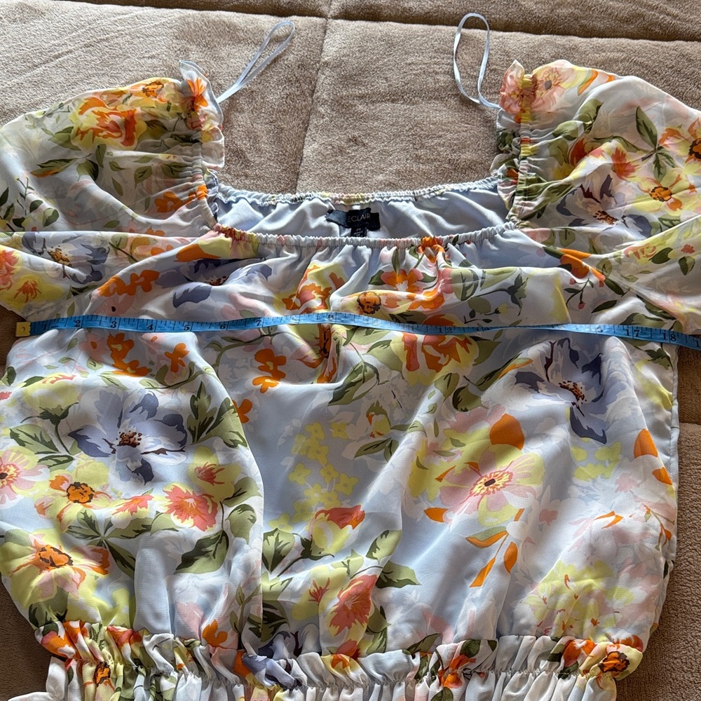 Floral Print Puff Sleeve Blouse - Picture 6 of 10
